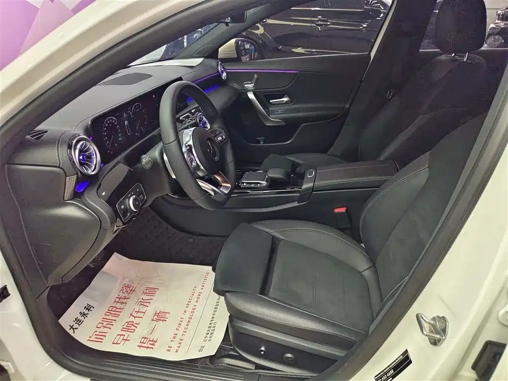 Mercedes-Benz A-Class 2022 Facelift III A 200 L Sport Sedan Fashion фото 10