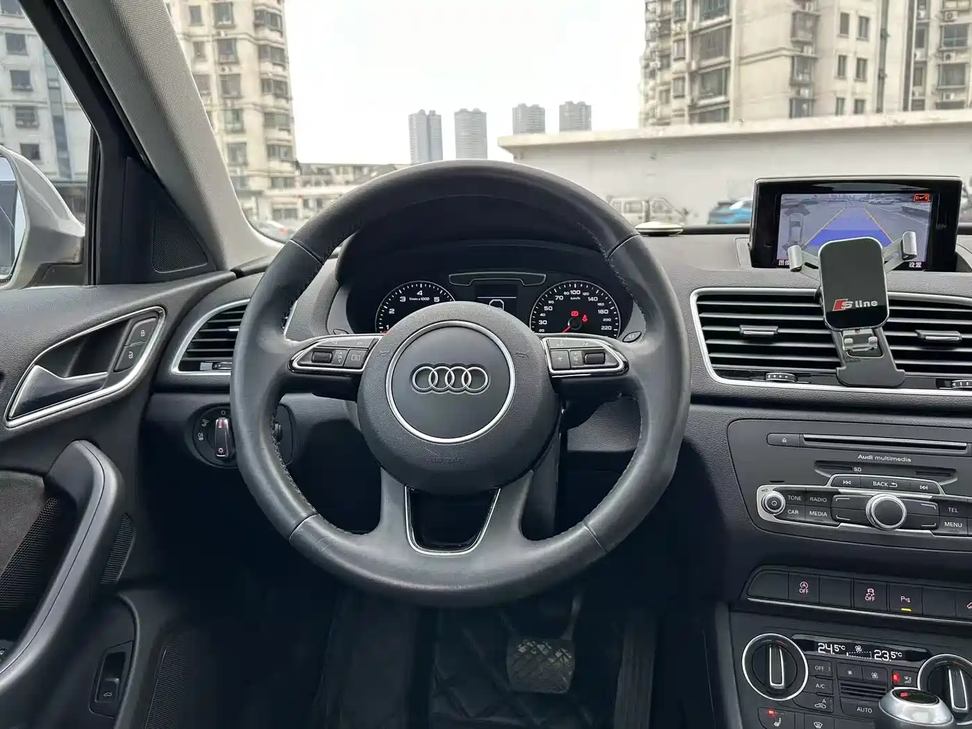 Audi Q3 2018 30th Anniversary Edition 35 TFSI Sport фото 15