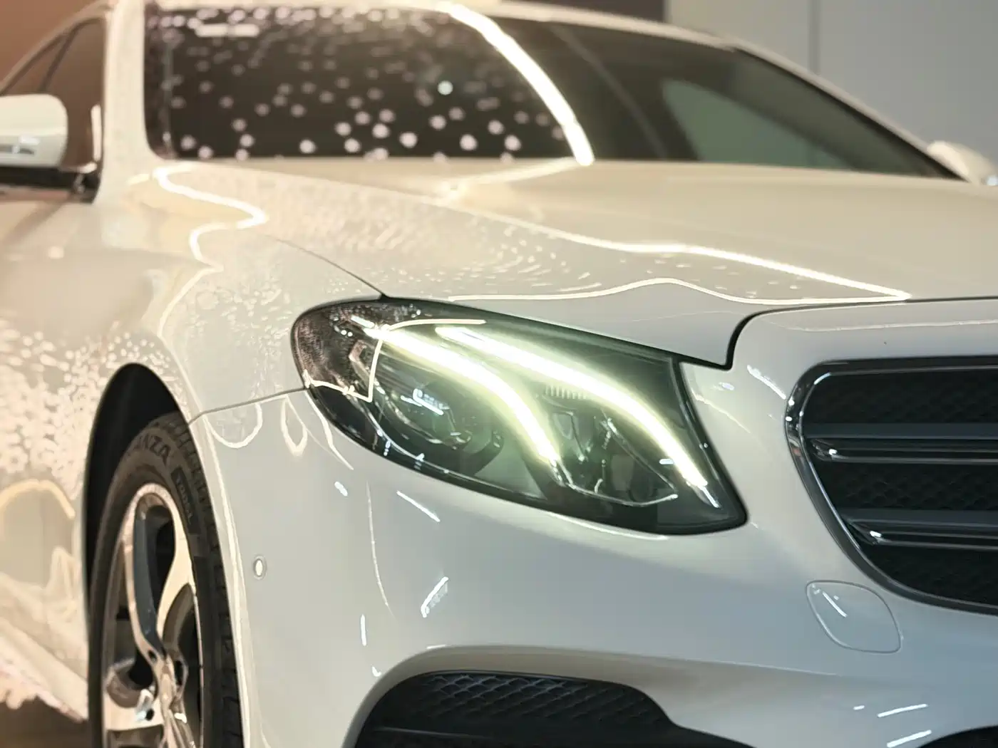 Mercedes-Benz E-Class 2017 E 200 L 4MATIC фото 24