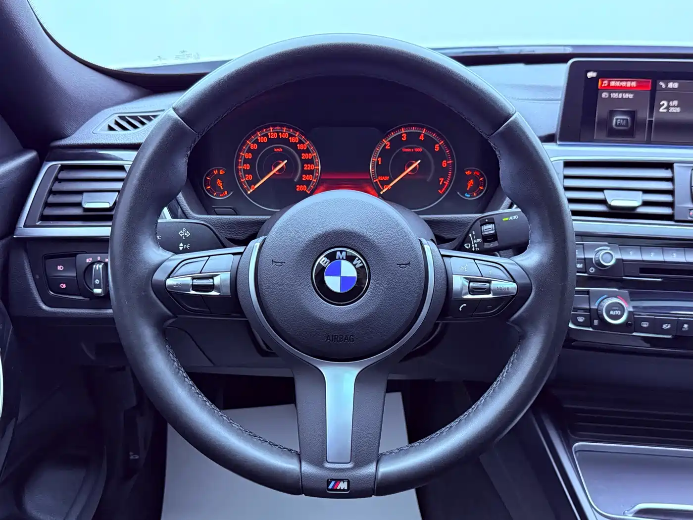 BMW 3 Series GT 2019 320i M Sport Package фото 13