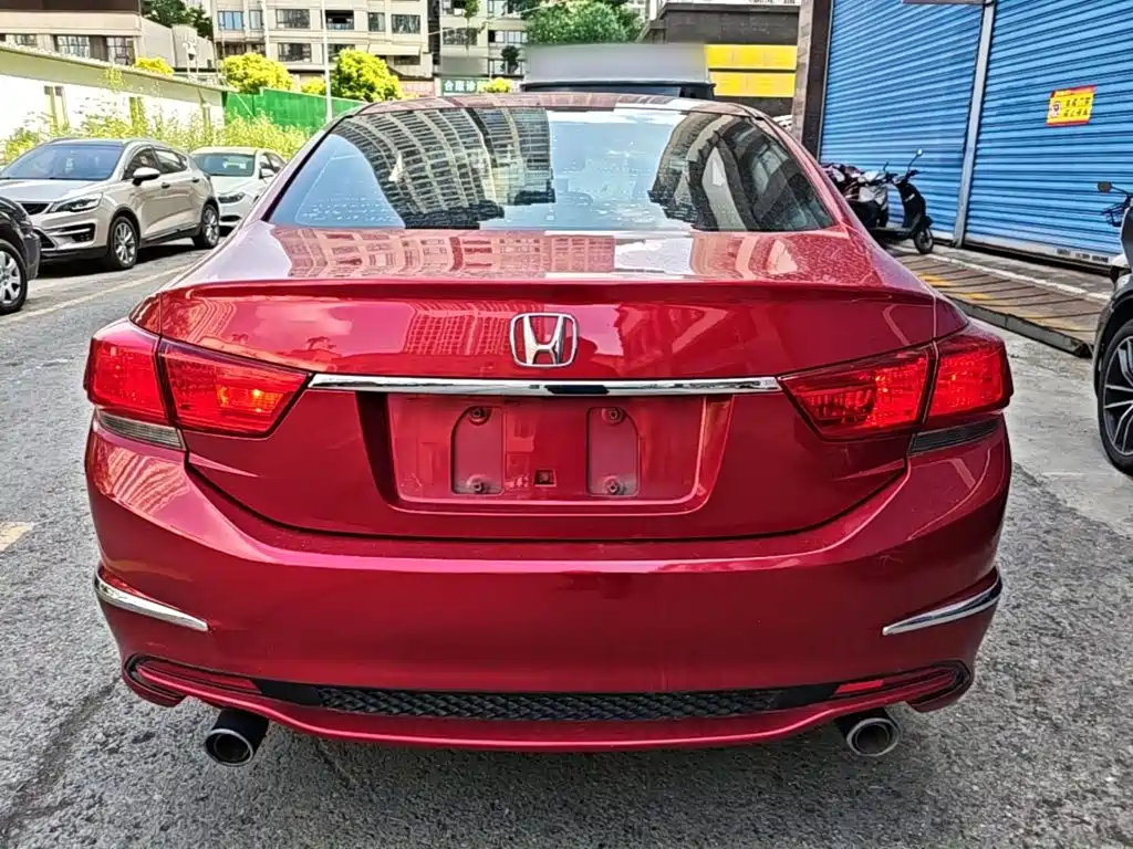 Honda Spirior 2015 2015 2.0L Premium Edition