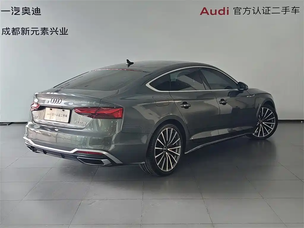 Audi A5 (Import) 2023 Sportback 40 TFSI quattro Luxury Dynamic фото 4