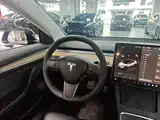 Фото 11 - Tesla Model 3