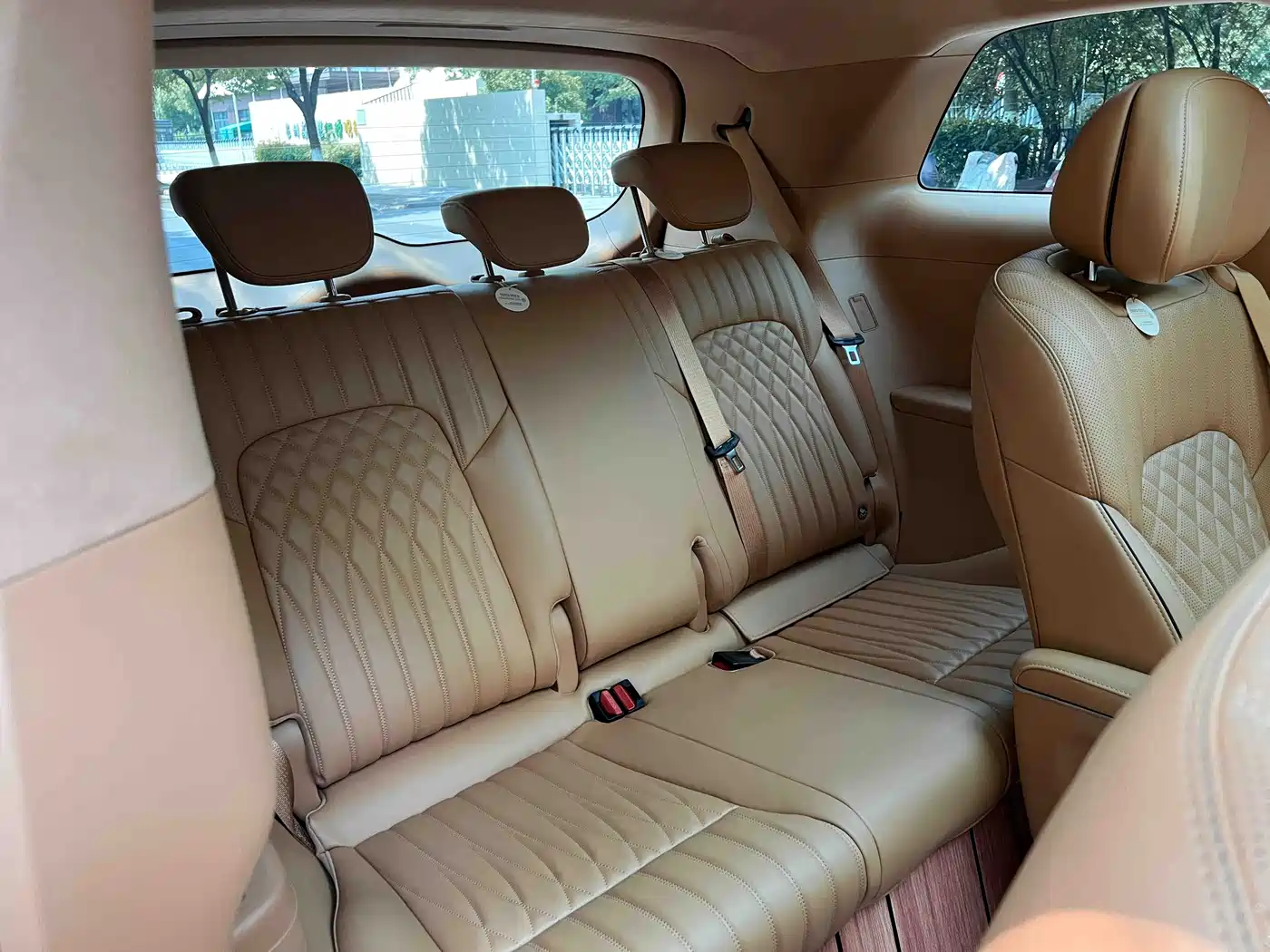 Voyah Auto Voyah Dreamer 2024 PHEV Extended Range Flagship Edition фото 24
