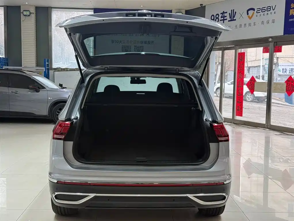 Volkswagen Tiguan L 2023 280TSI 2WD Trend Limited Edition фото 23