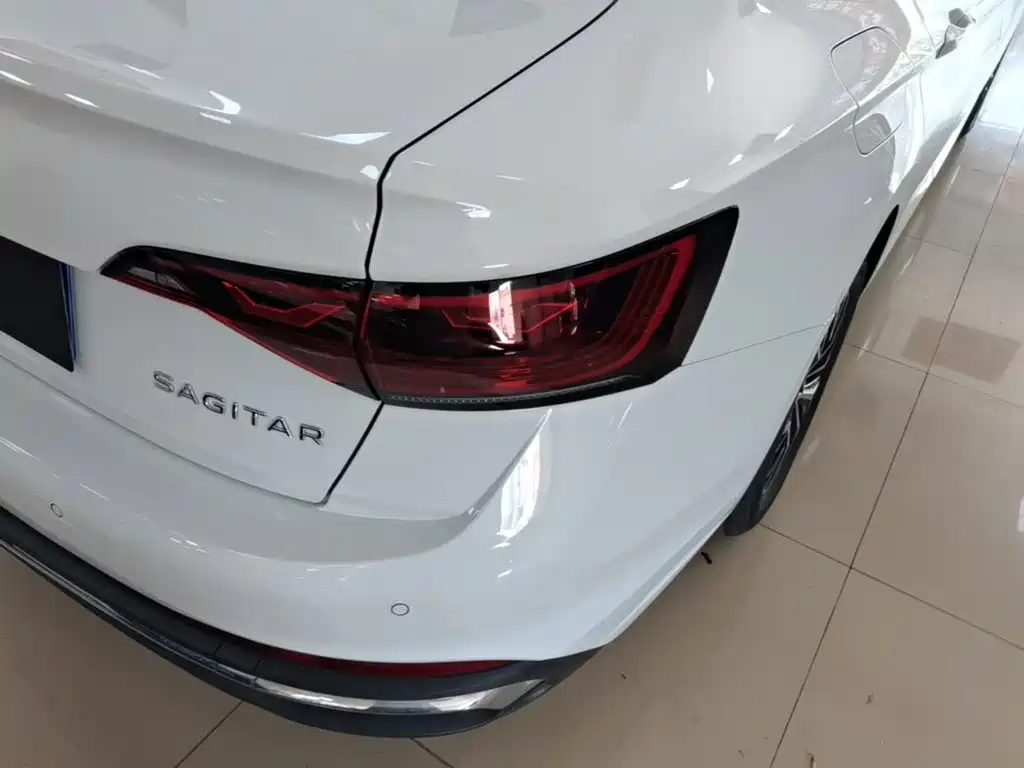 Volkswagen Sagitar 2026 2025 Model Year Facelift 200TSI DSG Soaring Edition