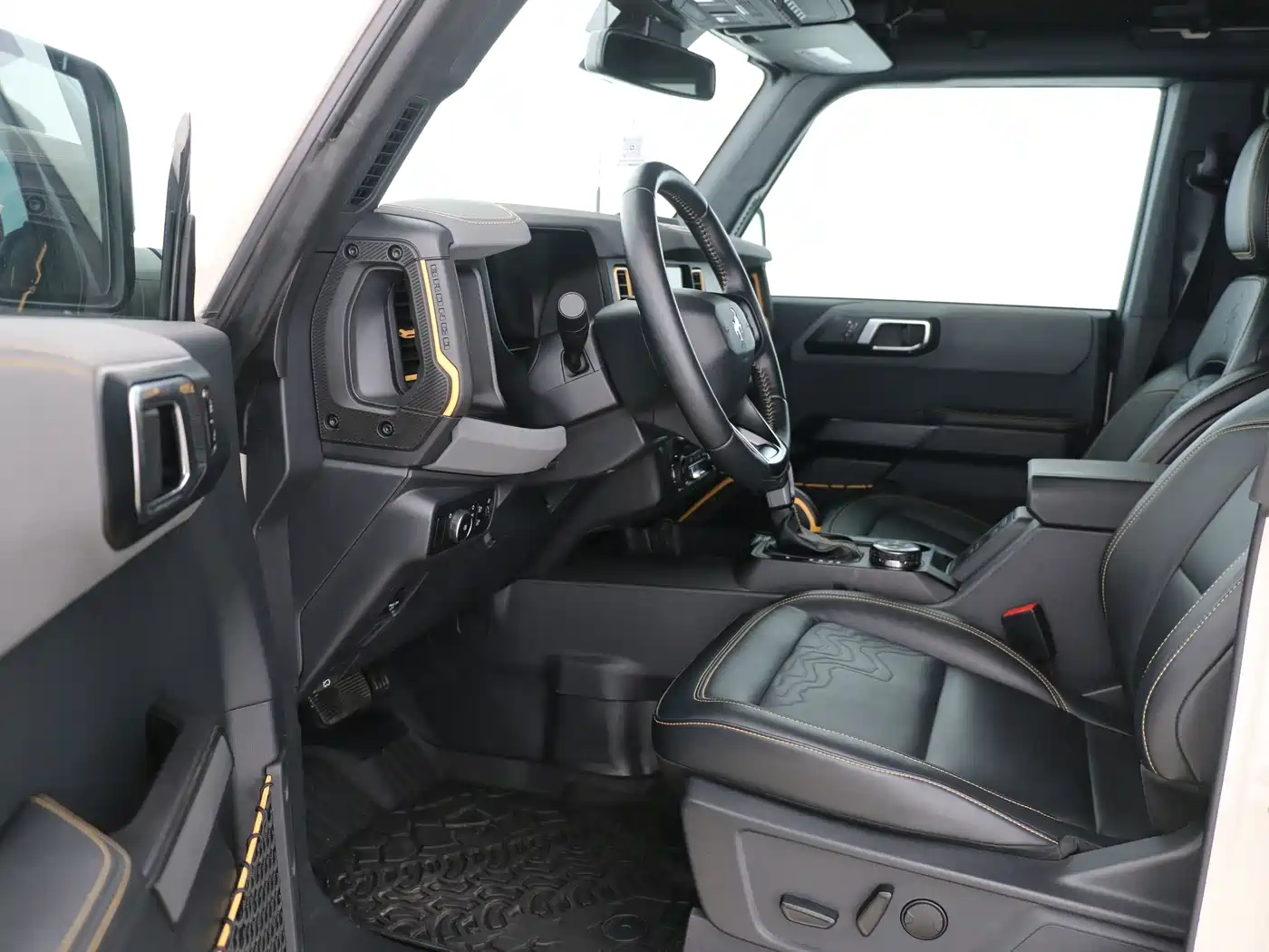 Ford Bronco 2025 2024 2.3T Badlands