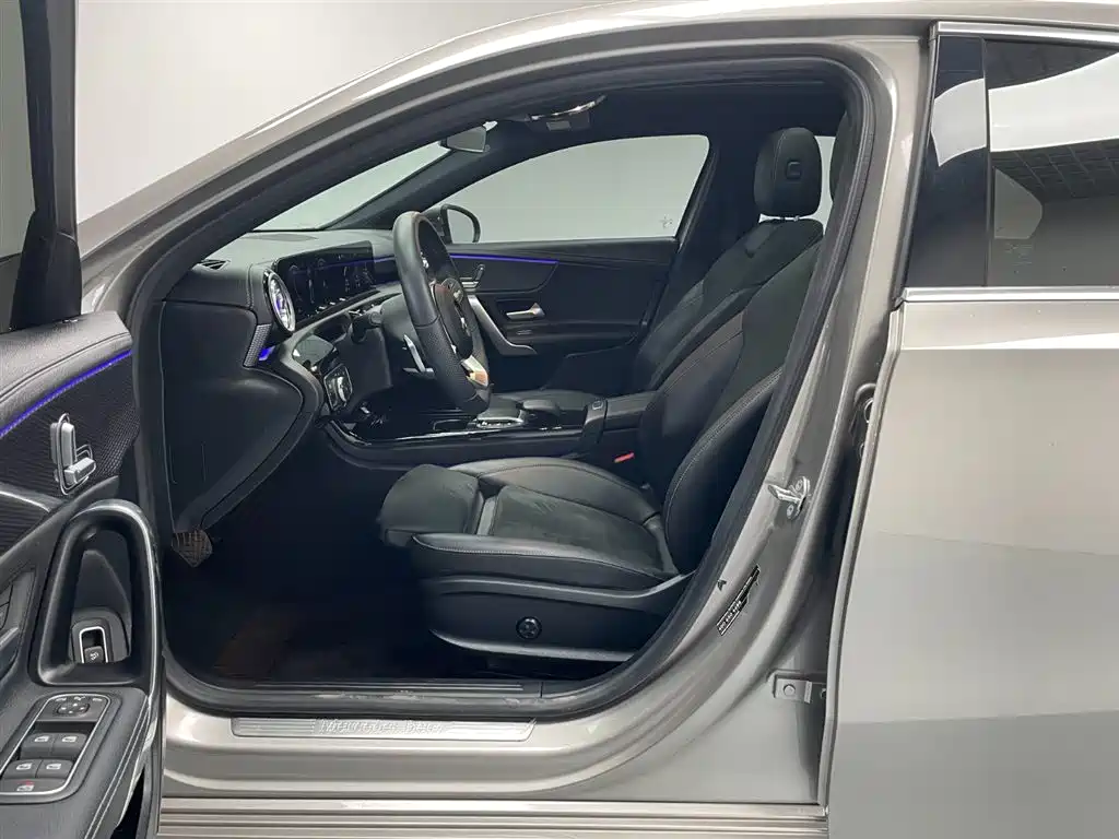 MERCEDES-BENZ A CLASS