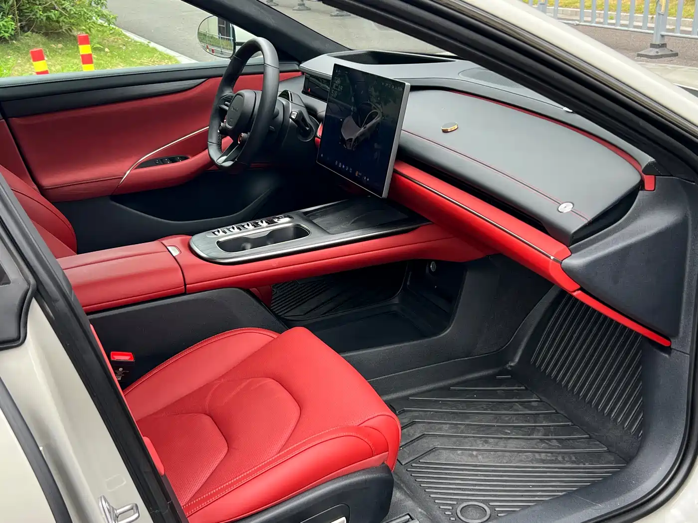 Xiaomi Auto Xiaomi SU7 2024 RWD Ultra Long Range Advanced Smart Driving Pro Edition фото 6