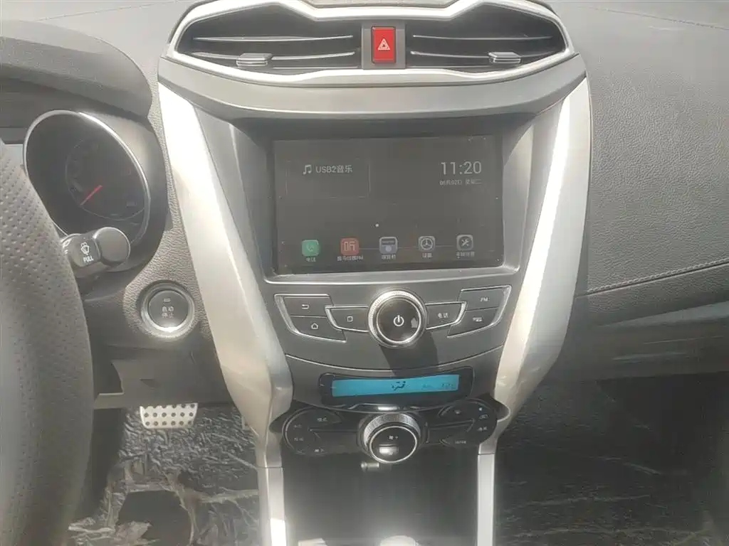 BYD Yuan 2017 1.5L Auto Cool Connect фото 13