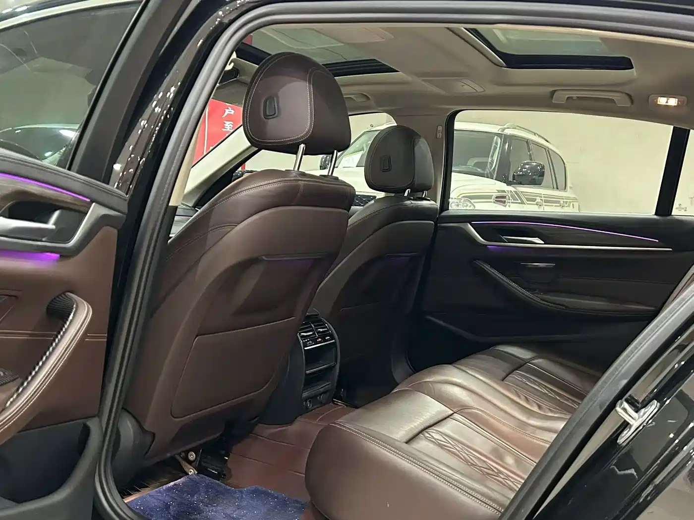 BMW 5 Series New Energy 2019 Facelift 530Le Luxury Package фото 9