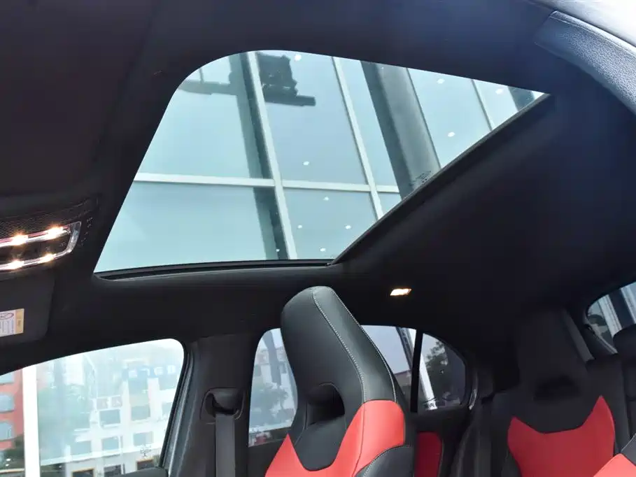 Mercedes-Benz A-Class AMG 2023 Model Year AMG A 35 L 4MATIC фото 17