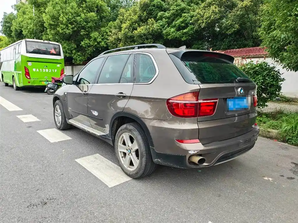 BMW X5 (Import) 2011 xDrive35i Premium фото 5