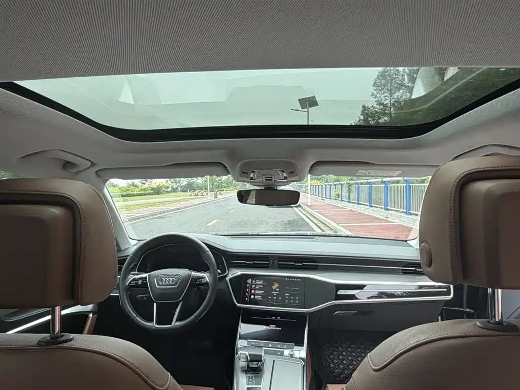 Audi A6L 2021 45 TFSI Exclusive Elegance фото 10