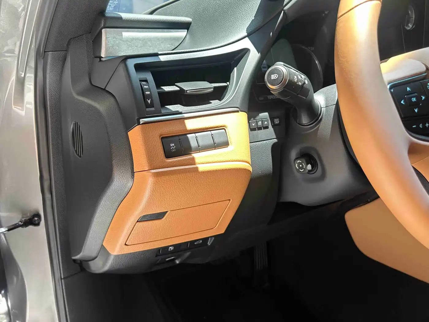 Lexus ES 2025 2025 200 Ultimate Edition