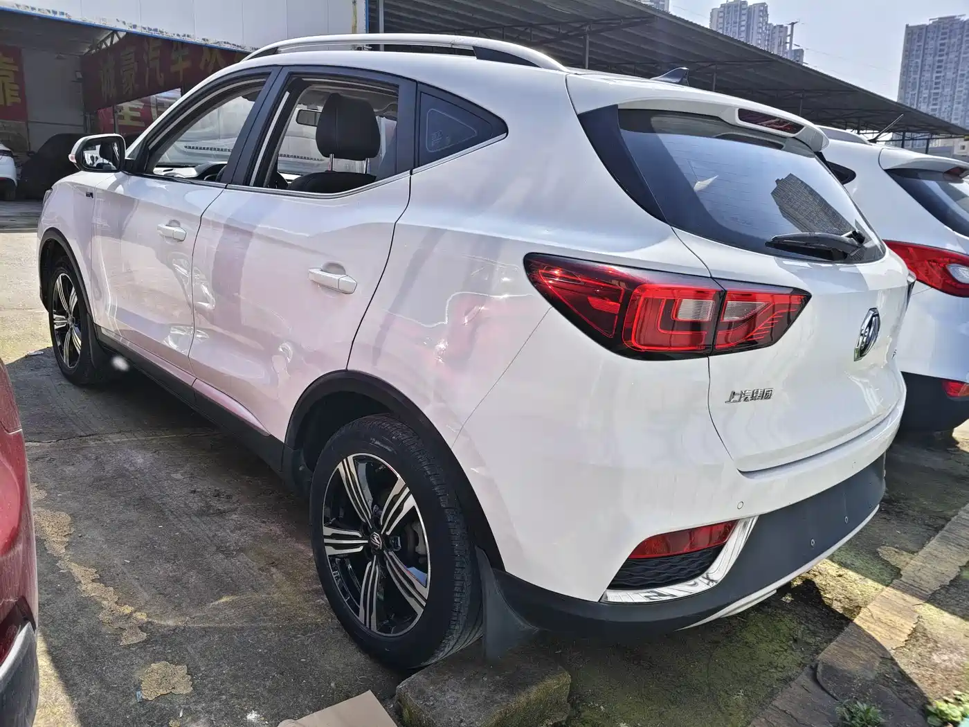 MG ZS 2018 2018 1.5L Automatic Internet Premium China V