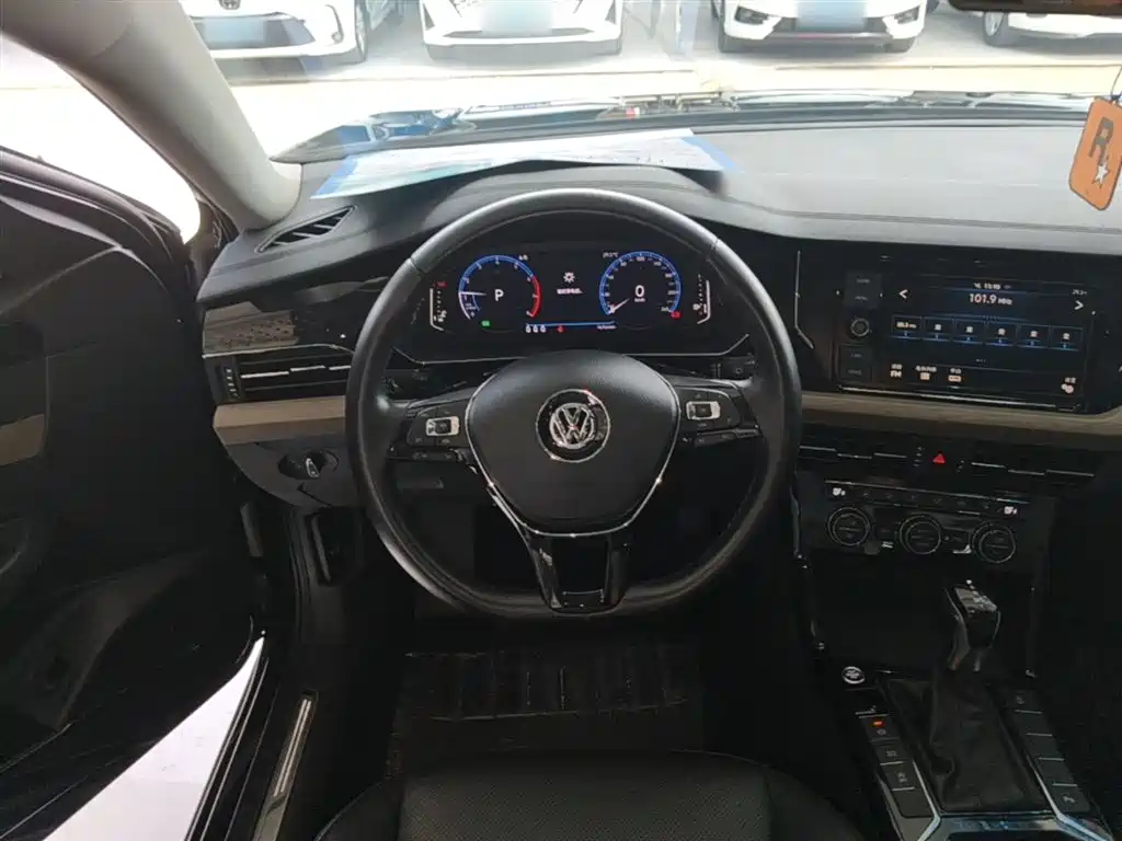 Volkswagen Passat 2019 330TSI Luxury Edition China VI фото 11