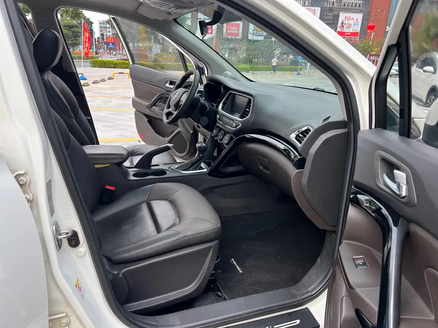 GAC Trumpchi Trumpchi GS4 2015 200T G-DCT Luxury Edition фото 11