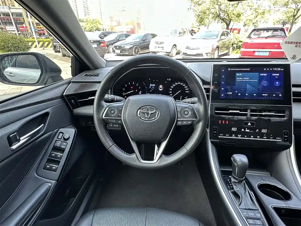 Toyota Avalon 2023 2.5L Luxury Edition фото 18