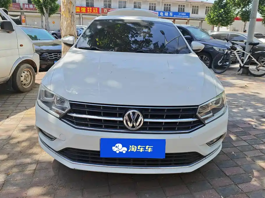 Volkswagen Bora 2017 1.6L Automatic Comfort фото 2