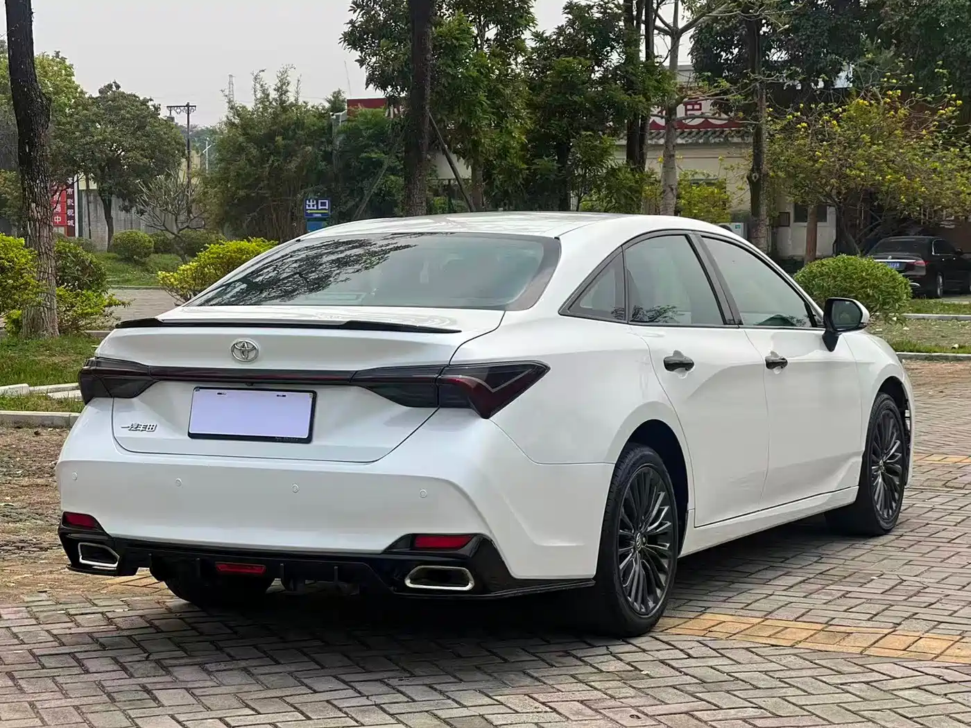 Toyota Avalon 2022 2.5L Luxury Edition фото 18