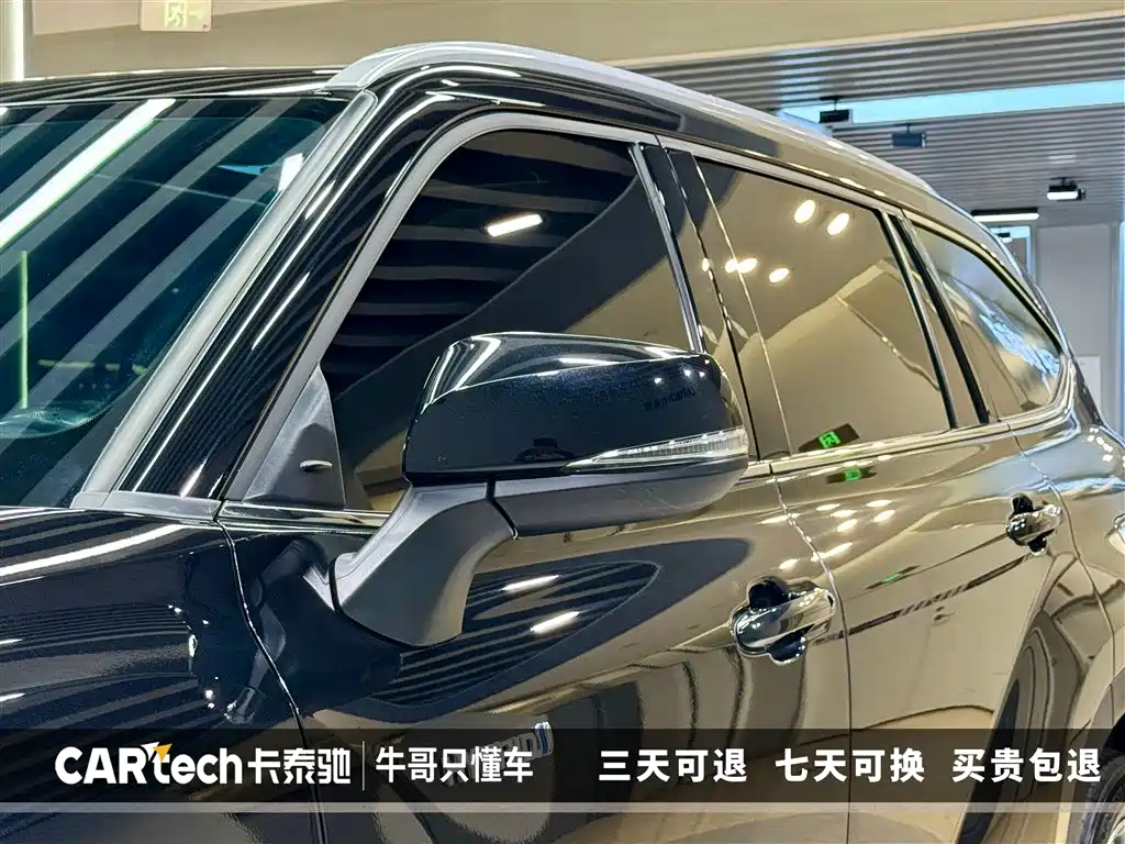 Toyota Highlander 2022 Model Dual Engine 2.5L 4WD Premium Edition 7-Seater фото 12