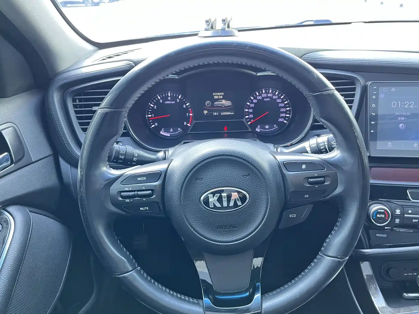 Kia K5 2014 2.0L Automatic LUXURY фото 12
