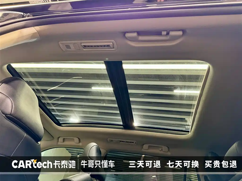 Toyota Highlander 2022 Model Dual Engine 2.5L 4WD Premium Edition 7-Seater фото 27