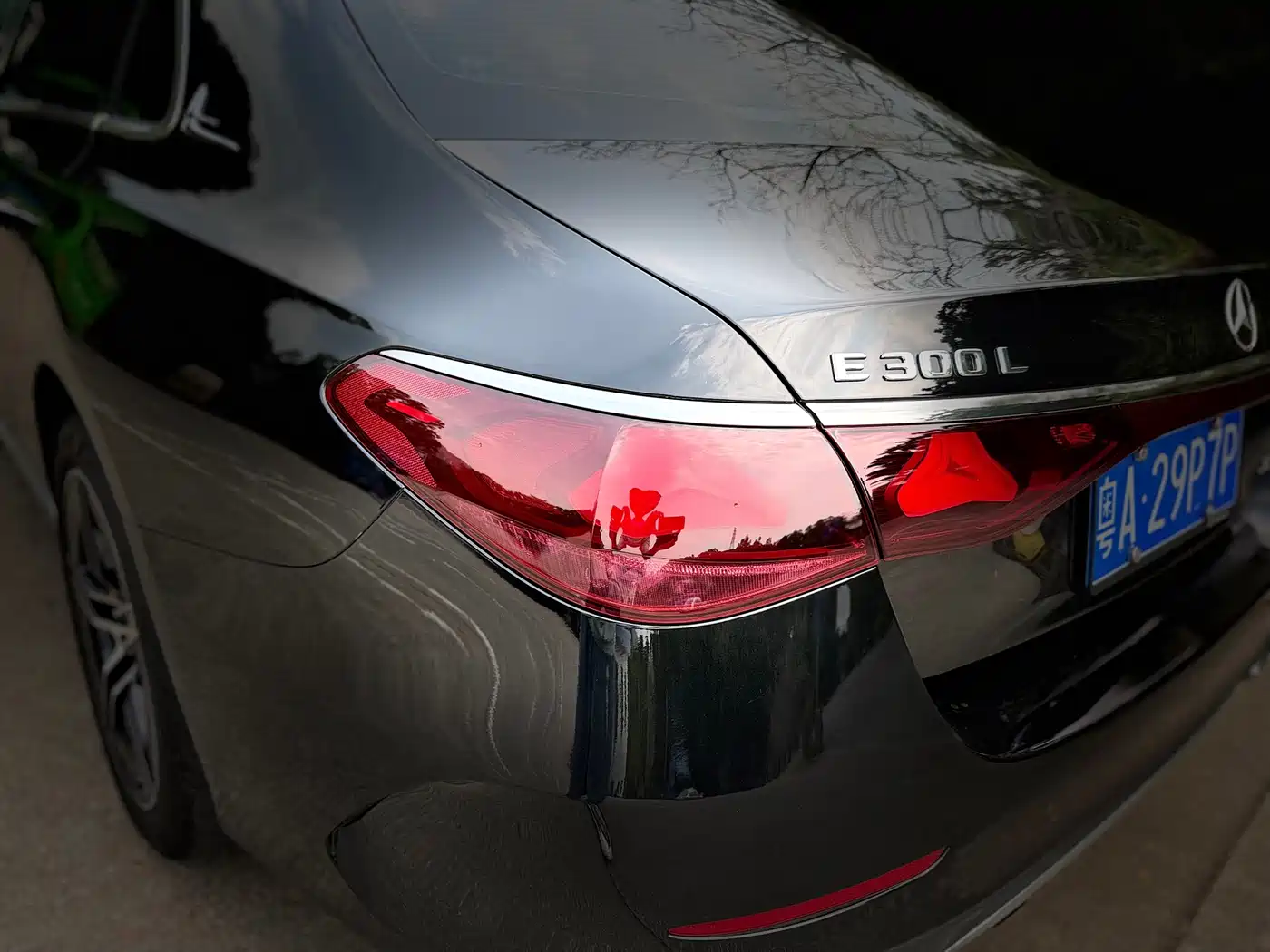 Mercedes-Benz E-Class 2025 Facelift E 300 L Luxury Sport фото 12