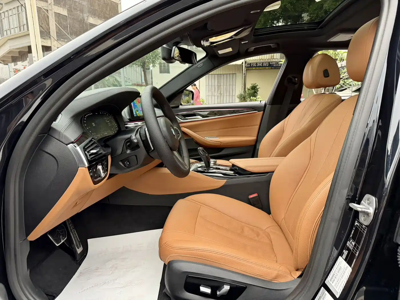 BMW 5 Series 2018 Facelift 530Li Exclusive M Sport Package фото 4