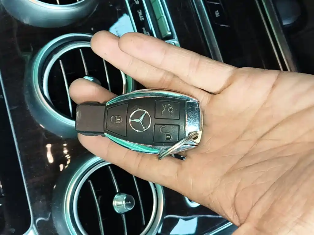 Mercedes-Benz GLC 2019 Facelift GLC 260 L 4MATIC Luxury фото 9