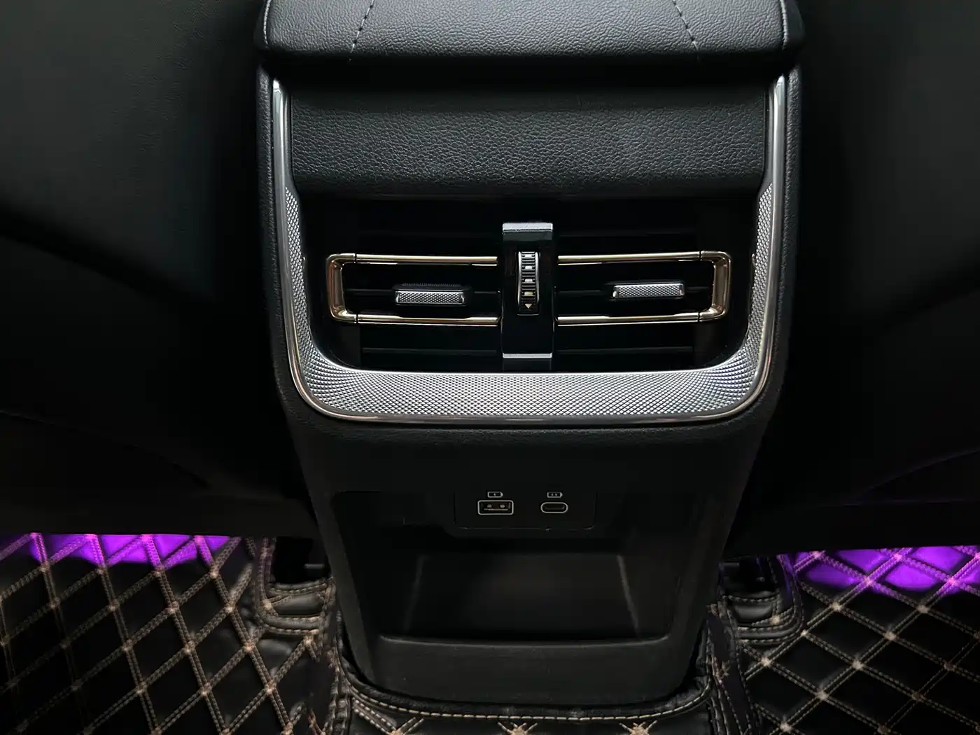 Hongqi H5 2023 2.0T Auto Smart Connect Flagship фото 16