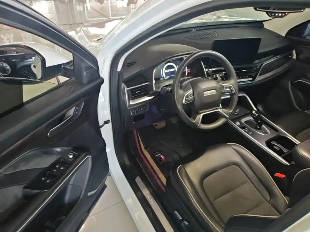 Фото 16 - Haval H6
