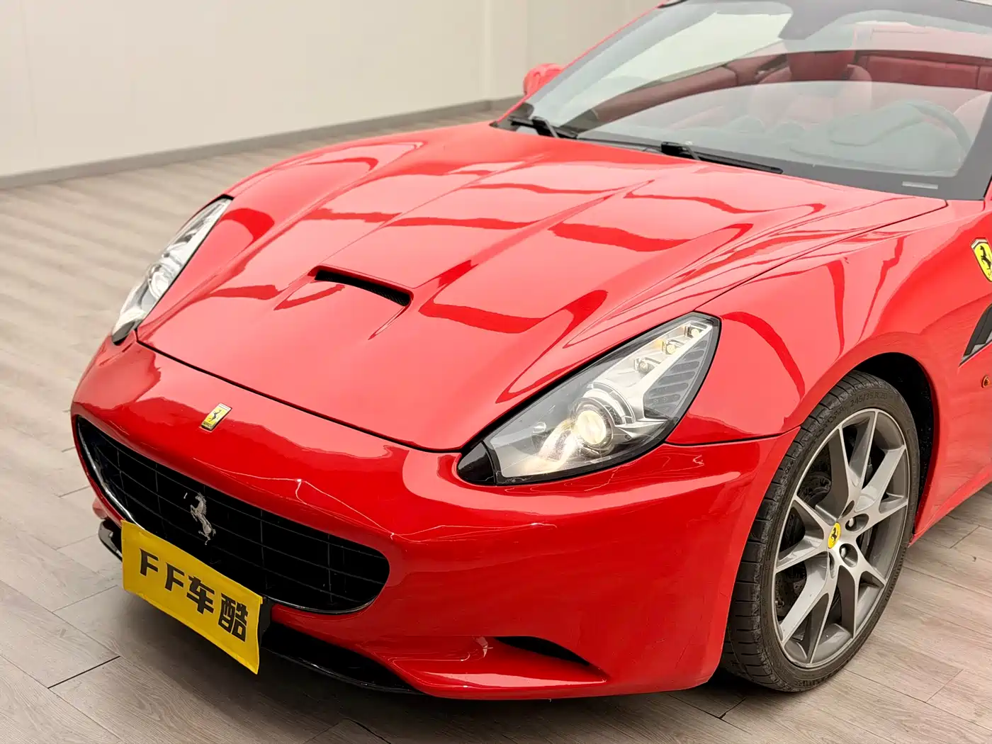 Ferrari California T 2012 4.3L Standard фото 10