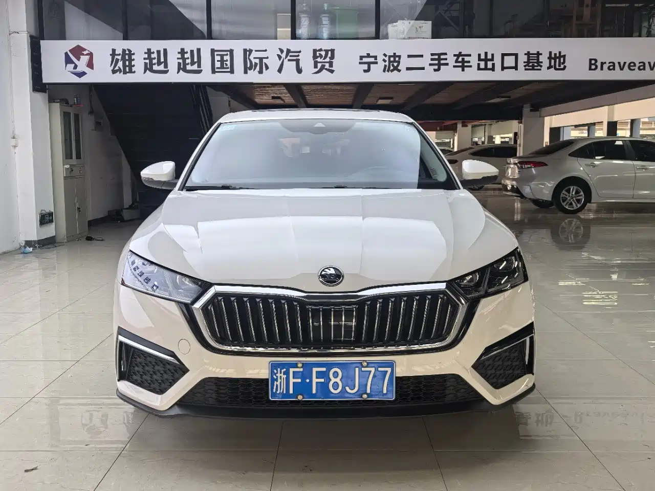 Škoda Octavia 2022 PRO TSI280 Luxury Edition фото 2