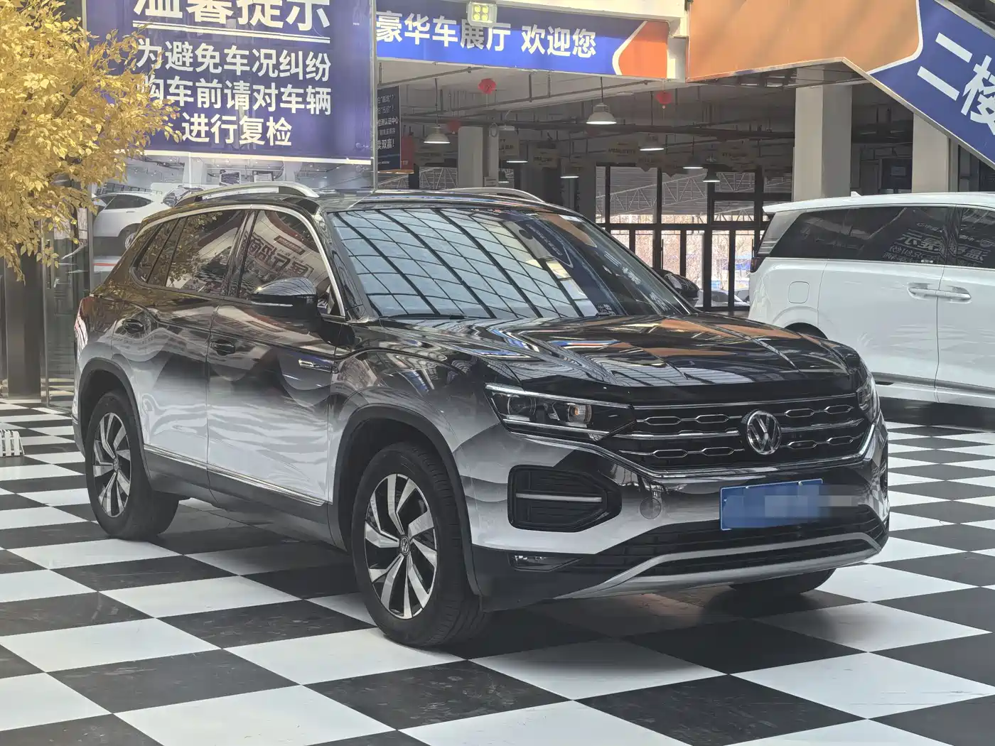 Volkswagen Tayron 2019 330TSI 4WD Luxury China VI фото 3