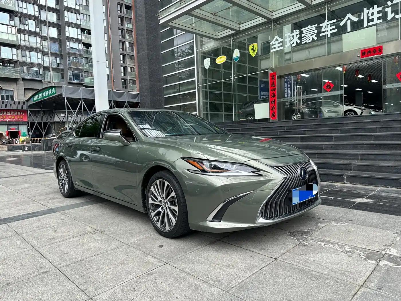 Lexus ES 2018 300h Premium Edition China V фото 3