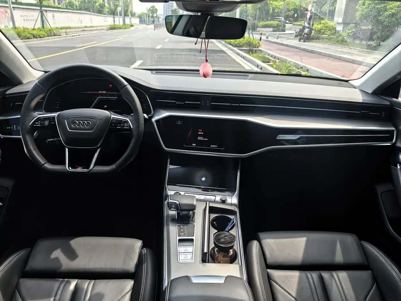 Audi A7 2023 Model 45 TFSI Premium Selection Edition фото 5