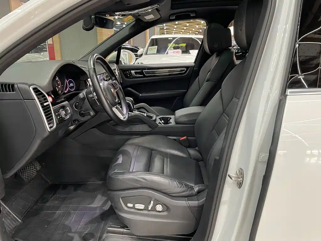 Porsche Cayenne New Energy 2019 2019 Cayenne E-Hybrid 2.0T