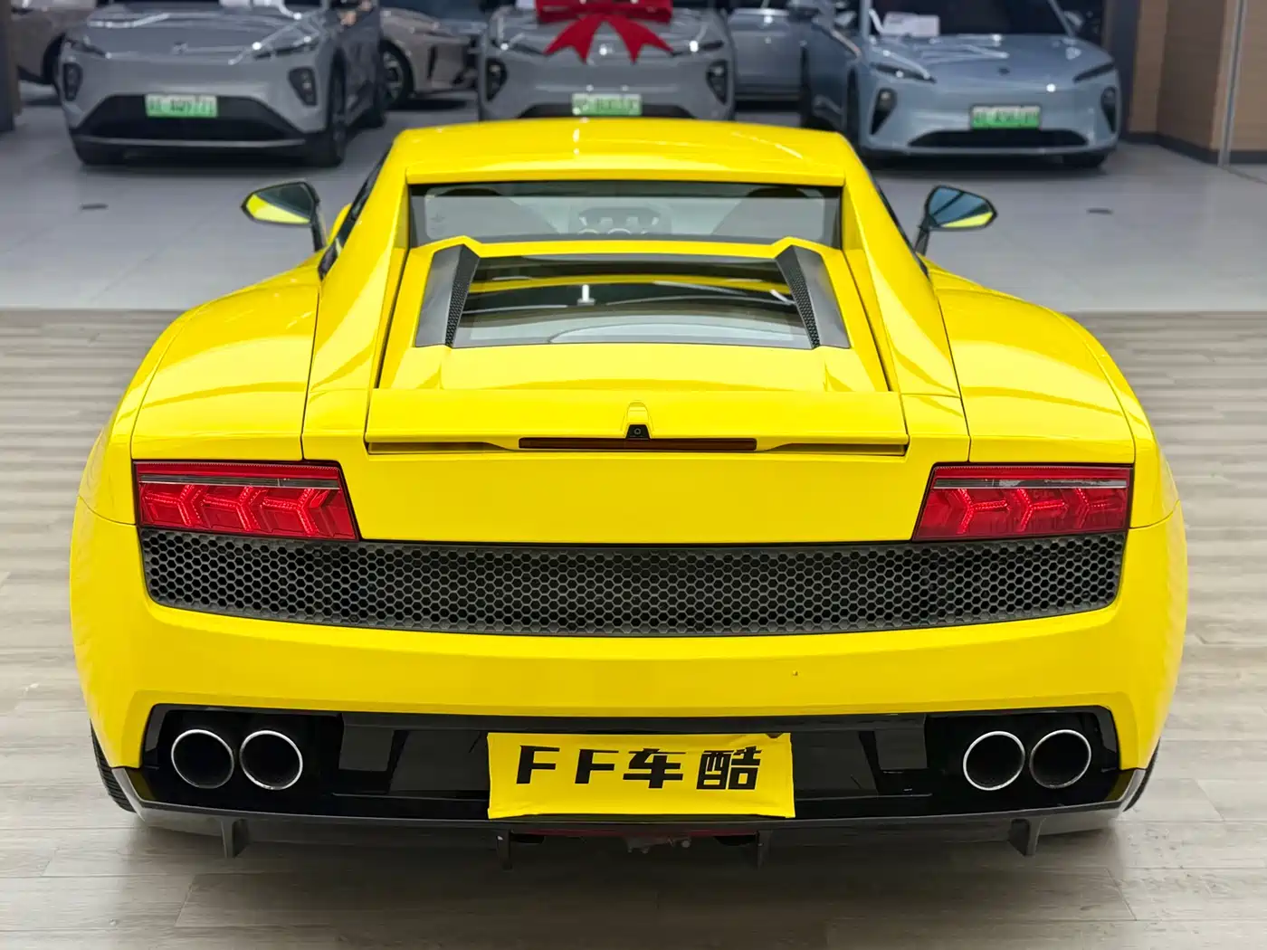 Lamborghini Gallardo 2012 LP 560-4 Gold Edition фото 9