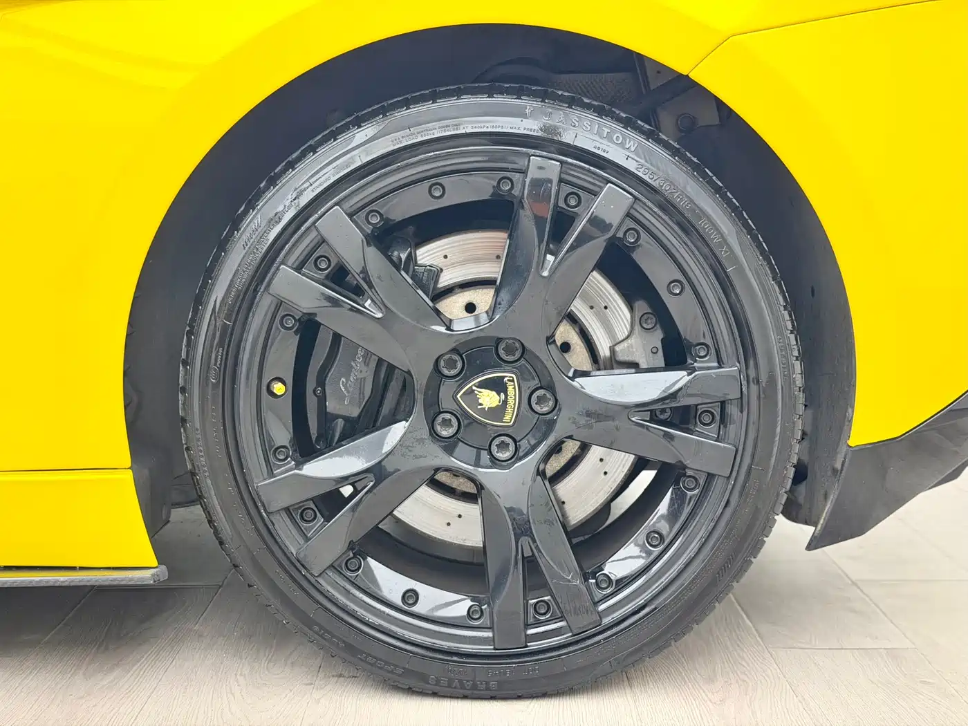 Lamborghini Gallardo 2012 LP 560-4 Gold Edition фото 11