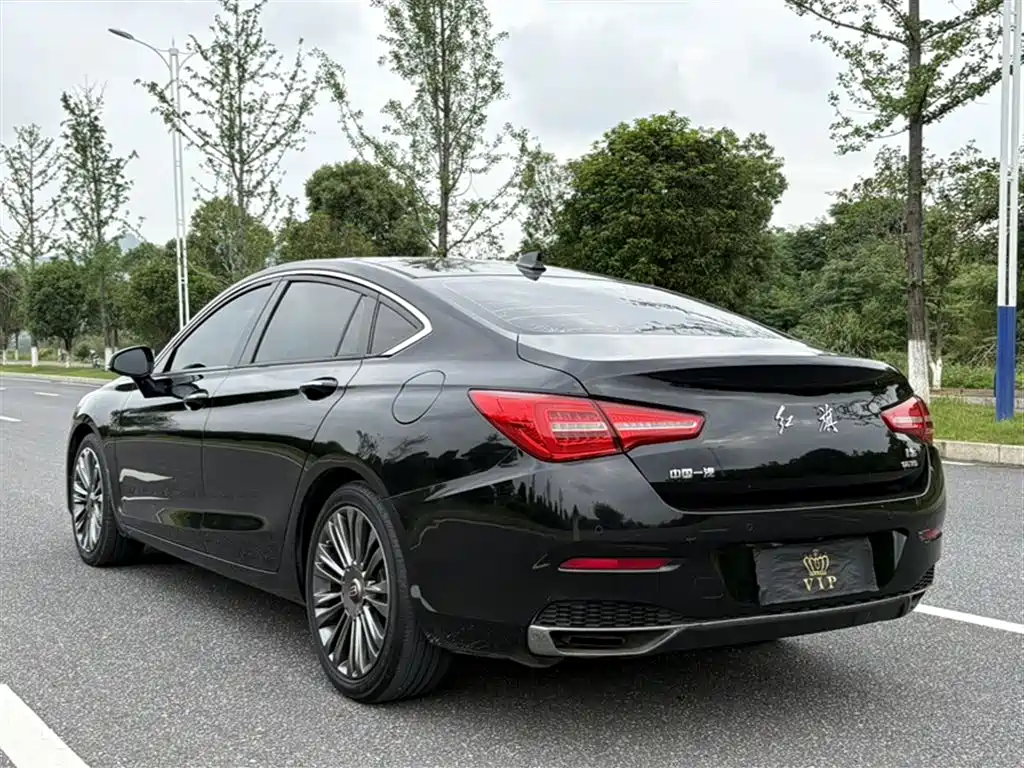 Hongqi H5 2020 1.8T Automatic Smart Connection Qi Enjoy Edition фото 23