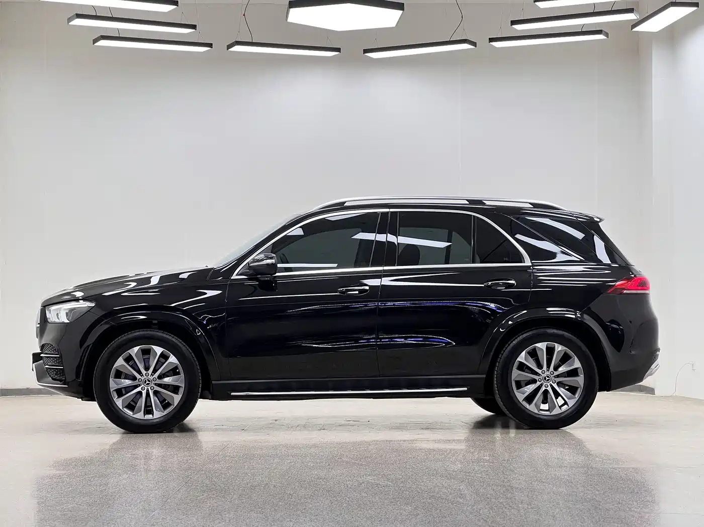 Mercedes-Benz GLE 2022 GLE 350 4MATIC Fashion фото 4