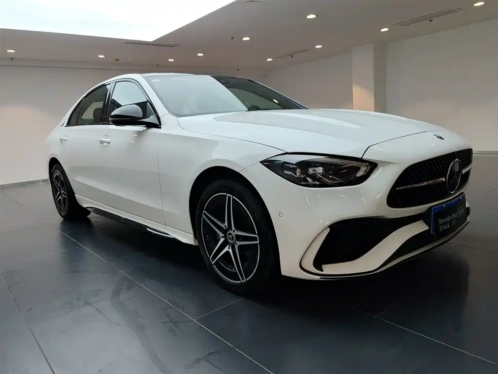Mercedes-Benz C-Class 2024 C 260 L Night Edition Sport фото 2