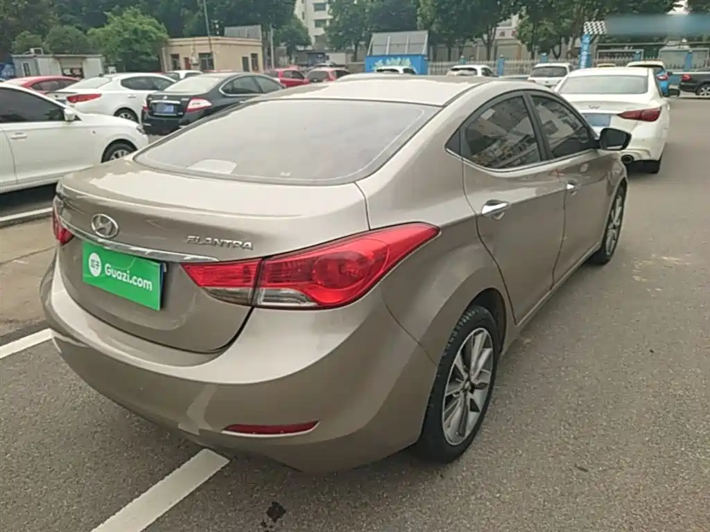Hyundai Langdong 2015 1.6L Auto Exclusive фото 7