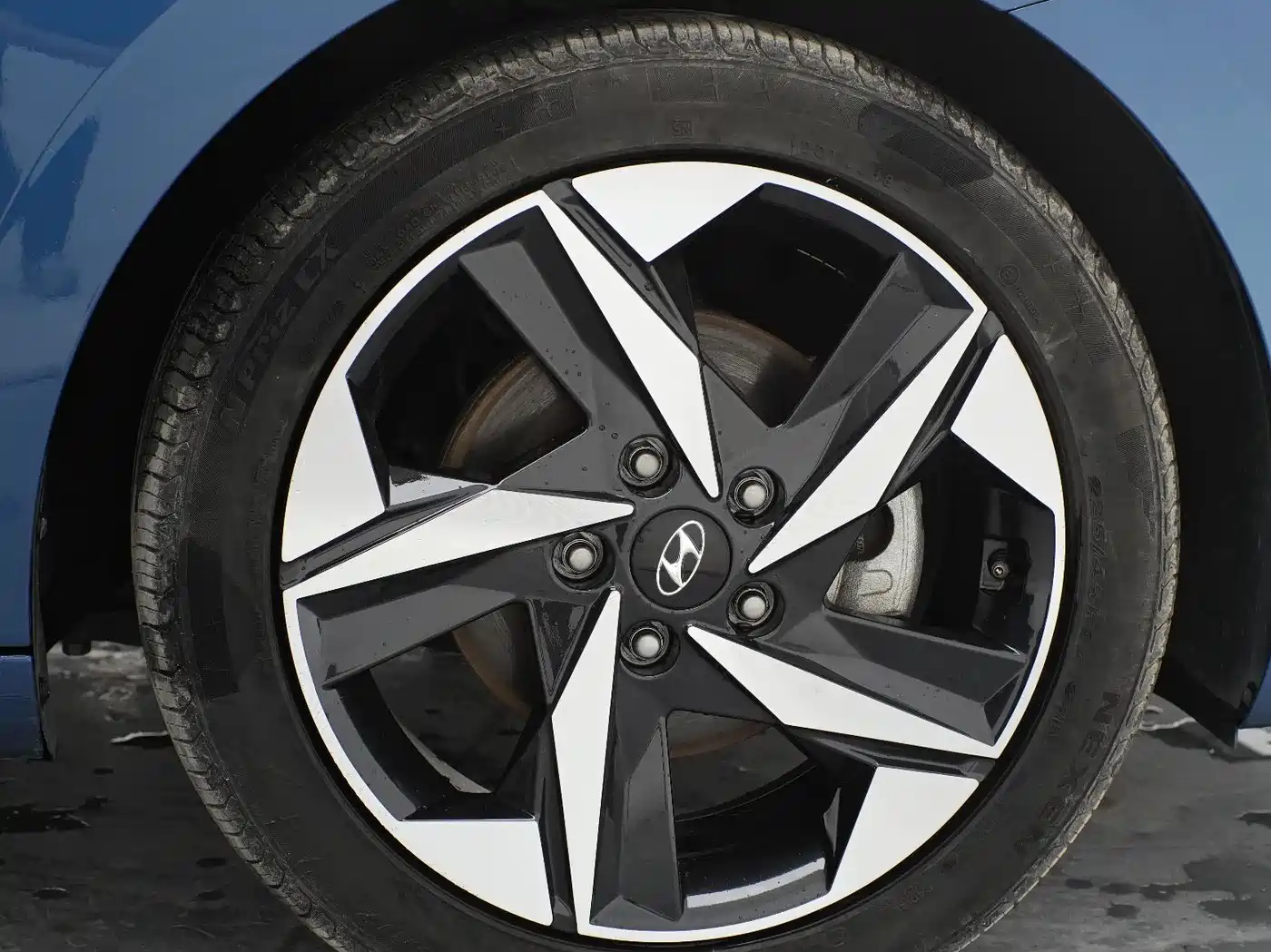 Hyundai Elantra 2022 1.5L CVT GLX Elite Edition фото 24