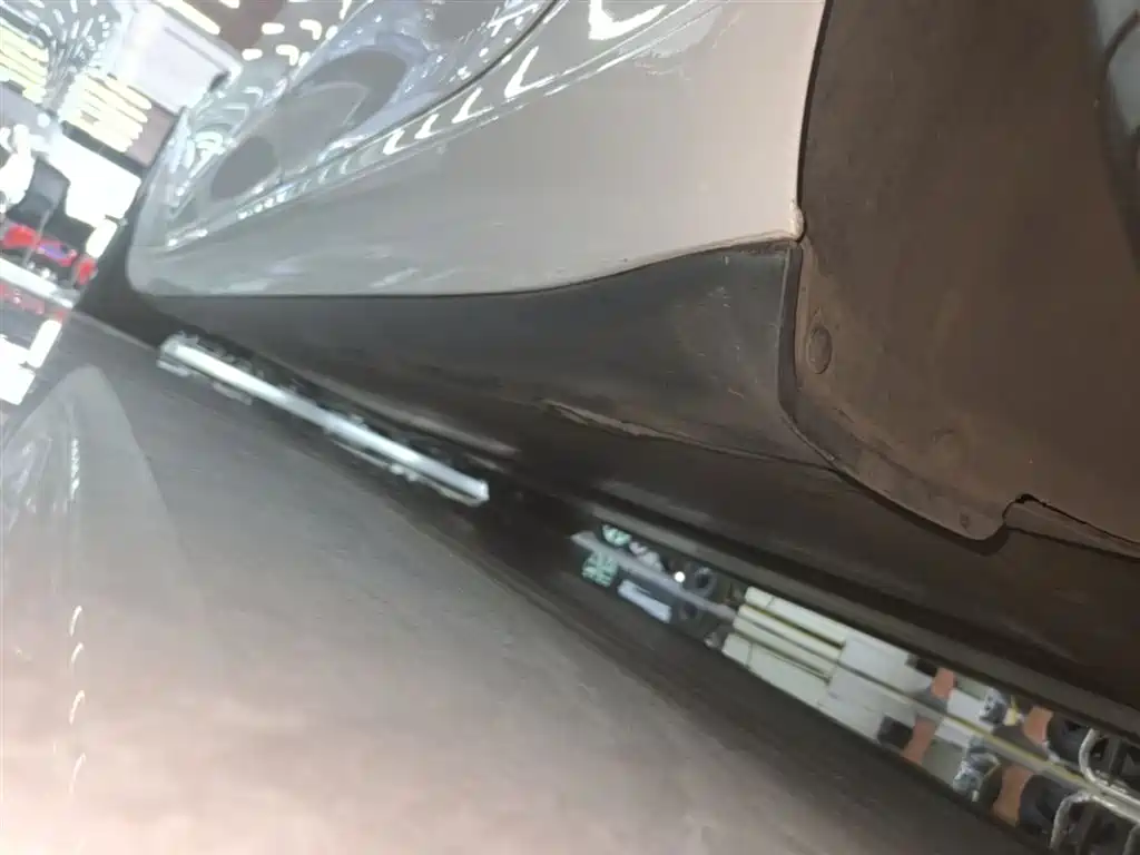 Фото 22 - Tesla Model 3