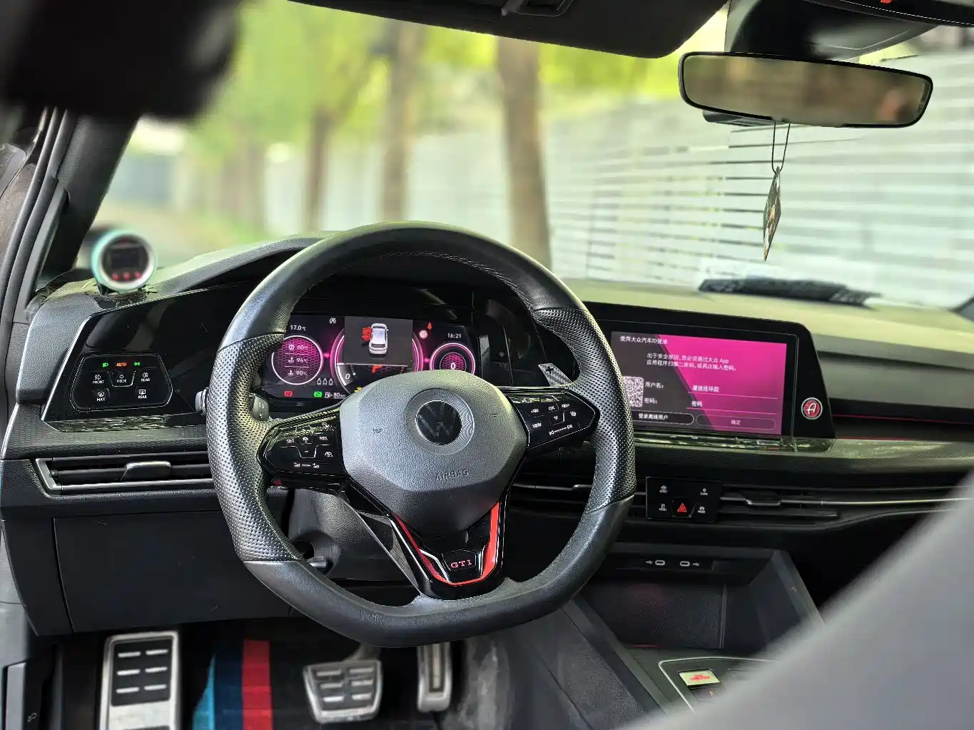 Volkswagen Golf GTI 2021 380TSI DSG GTI фото 15
