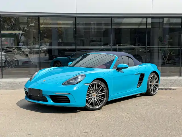 PORSCHE 718