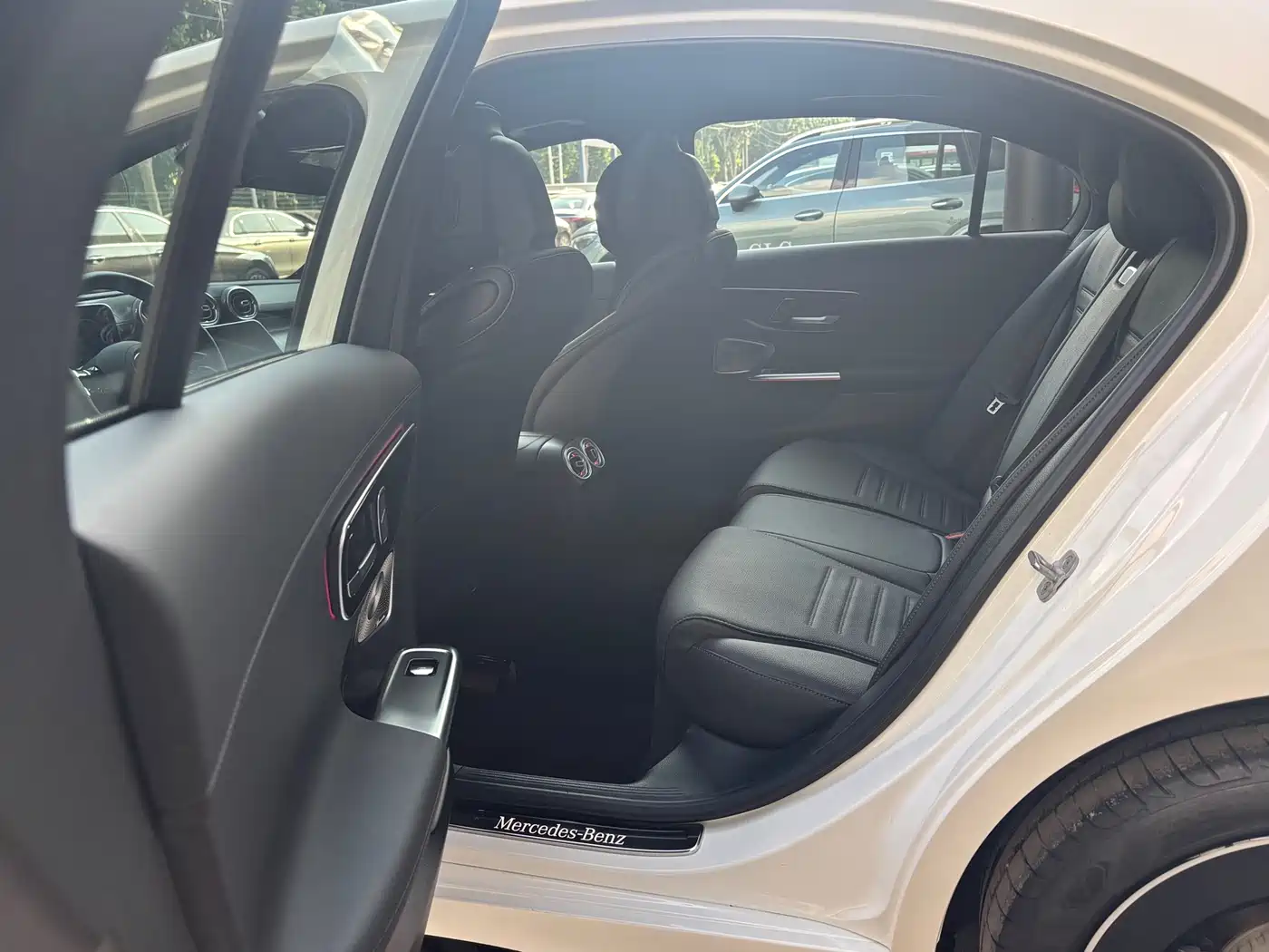 Mercedes-Benz C-Class 2025 C 260 L Night Sport Edition фото 11